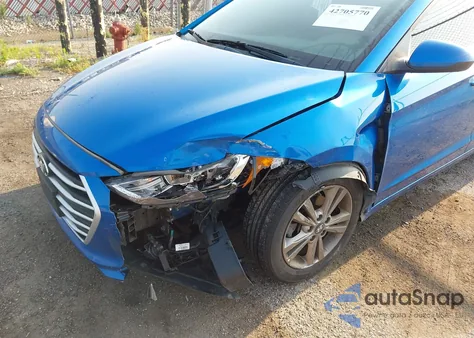 2018 Hyundai Elantra Sel z USA, uszkodzony, nr VIN 5NPD84LF2JH257716
